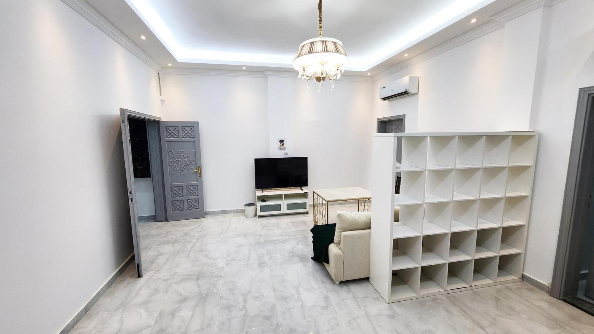 Moods Holiday Homes Ал Айн Екстериор снимка